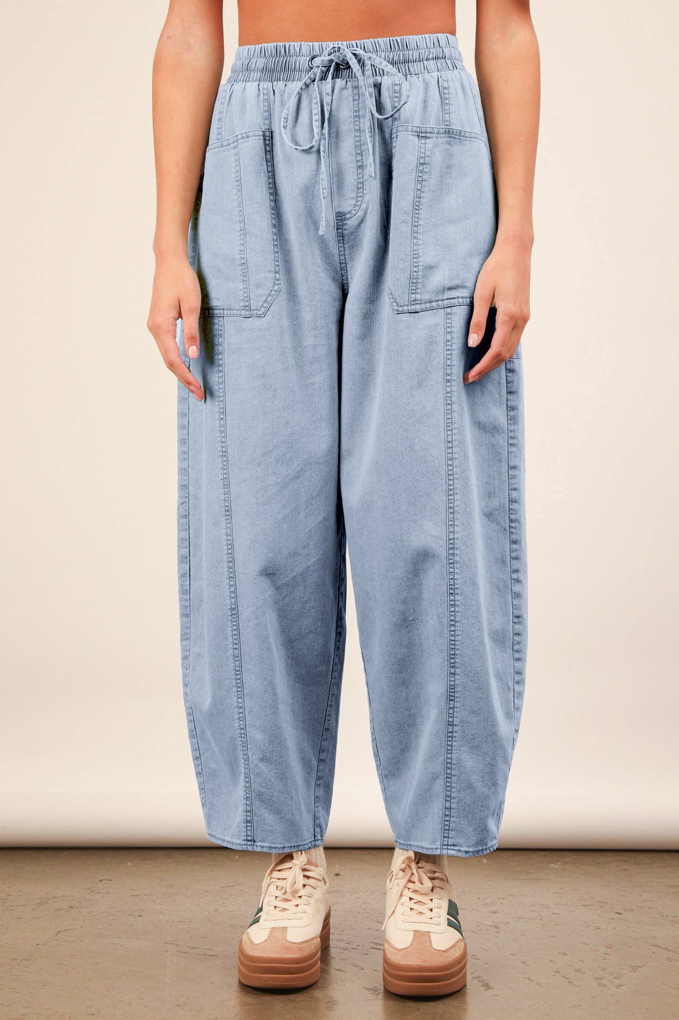 Washed Chambray Barrel Denim Pants
