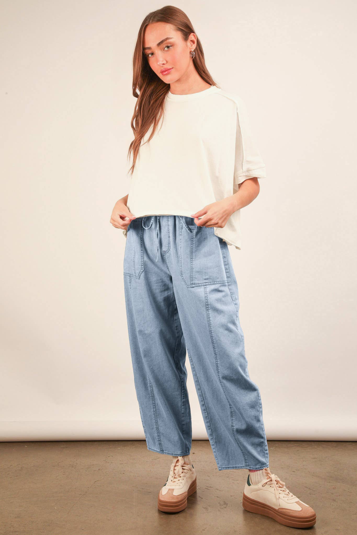 Washed Chambray Barrel Denim Pants
