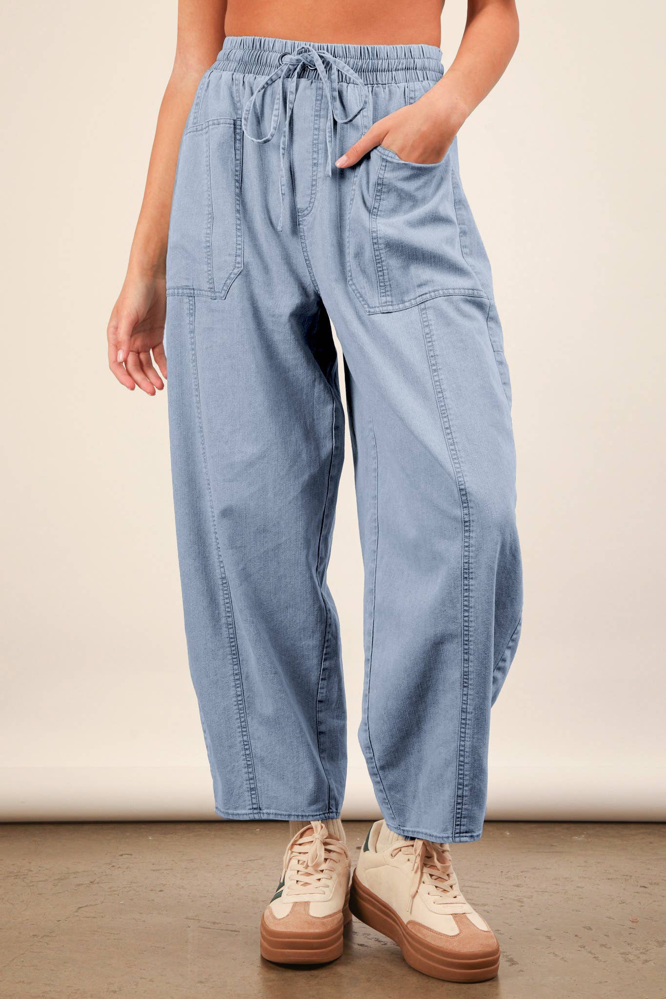 Washed Chambray Barrel Denim Pants