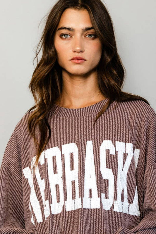 'NEBRASKA' Comfy Oversize Graphic Sweatshirt