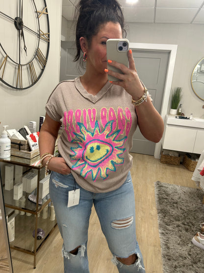 Good Vibes Sunshine S/S Graphic Crinkle Rayon Tee