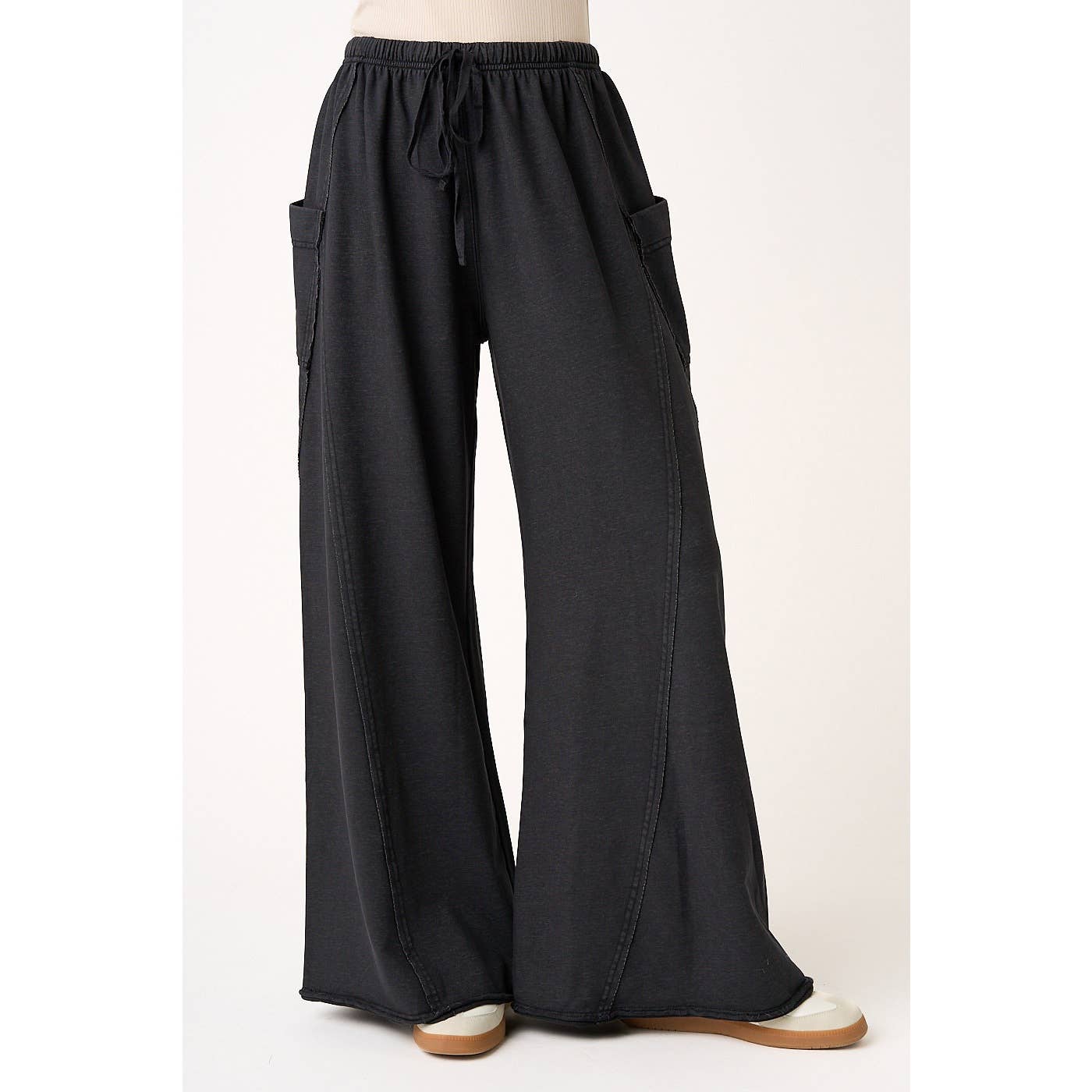 MINERAL WASH DROPPED SIDE POCKET WIDE LEG PANTS