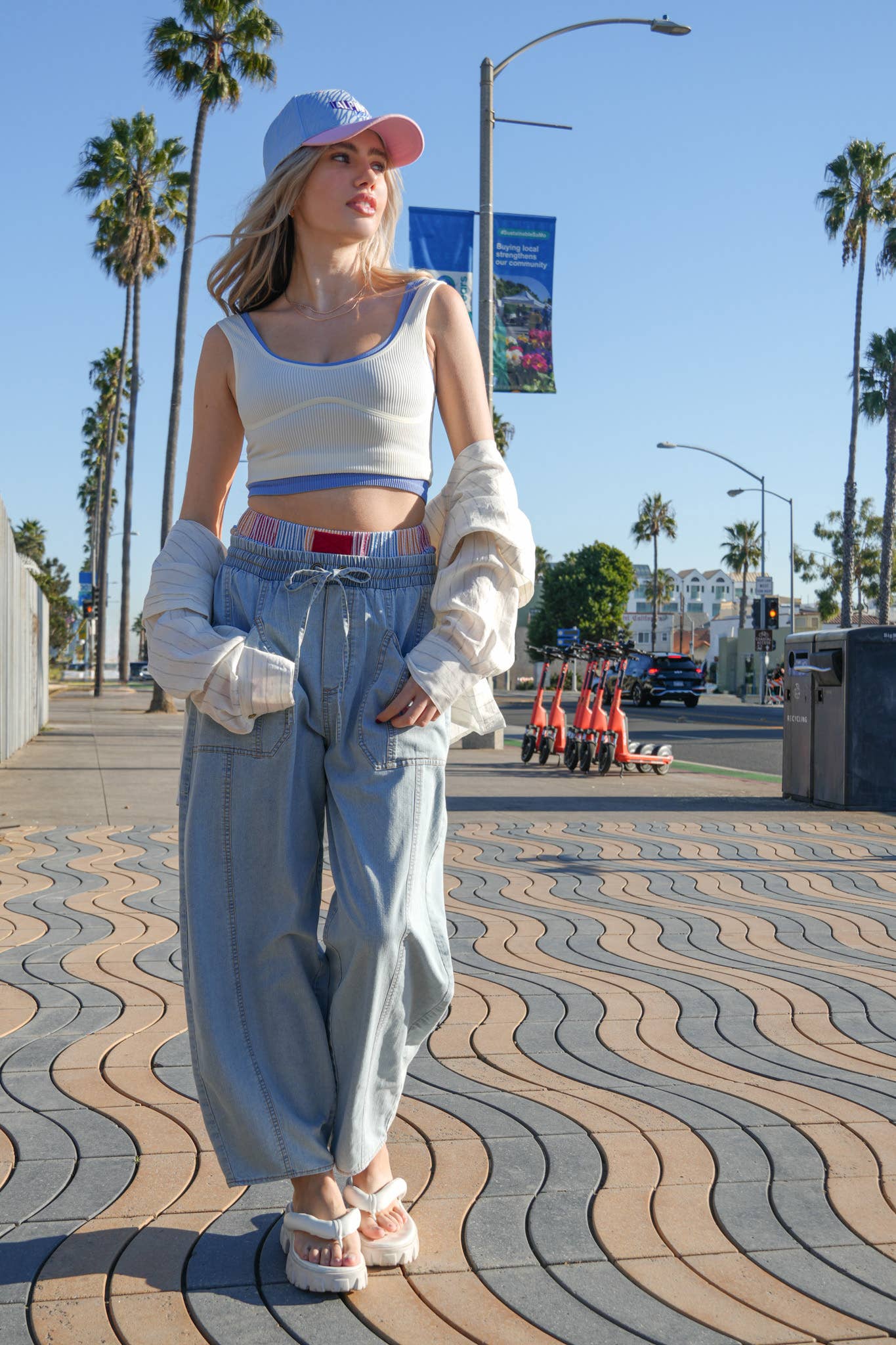 Washed Chambray Barrel Denim Pants