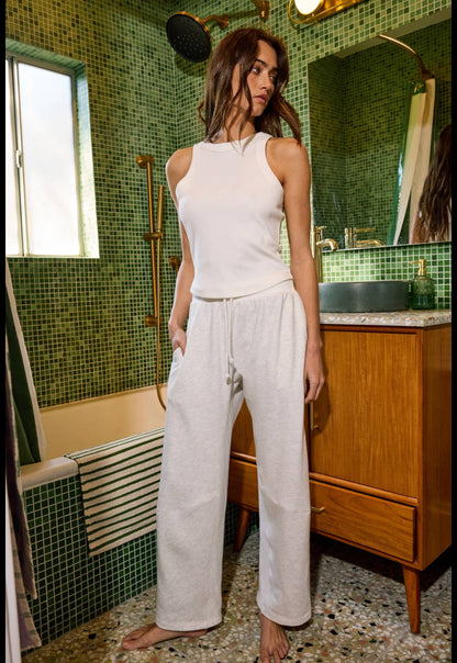 Barrel Silhouette Pants