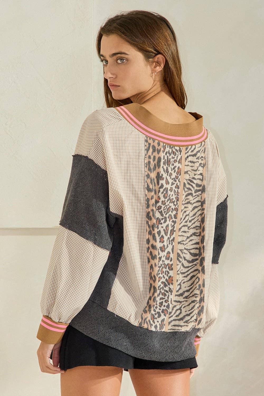 Animal Print V-neck Sweatshirt Top